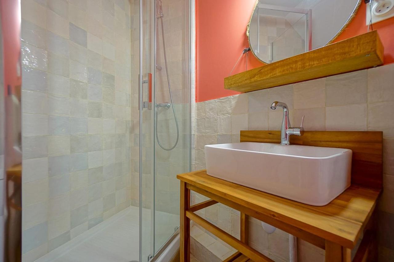 Beautiful Bright Apartment Near The Marais Paris Exterior foto